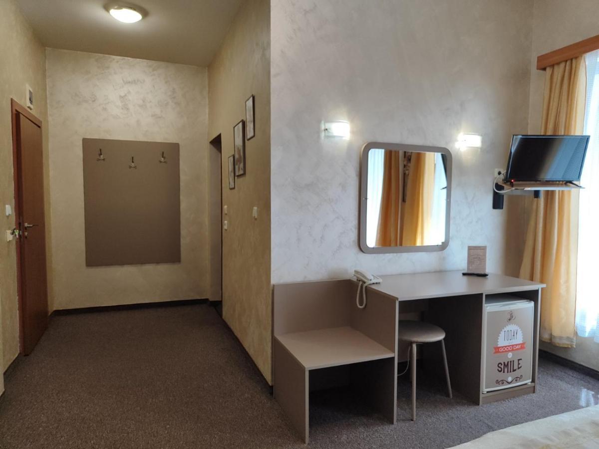 Hotel Bulair Burgas Bagian luar foto