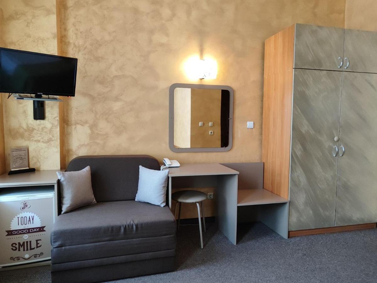 Hotel Bulair Burgas Bagian luar foto