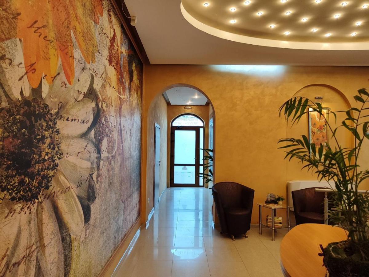 Hotel Bulair Burgas Bagian luar foto