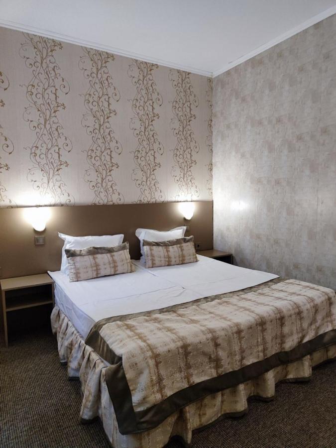 Hotel Bulair Burgas Bagian luar foto